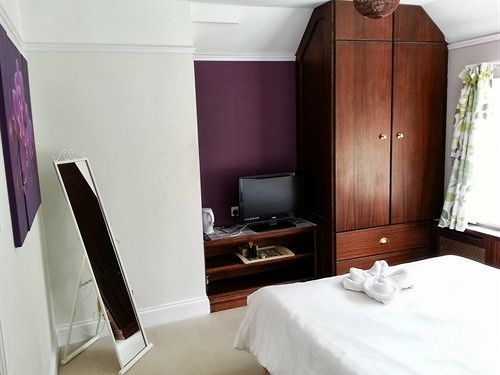 Rosemead Guest House Claygate Ngoại thất bức ảnh