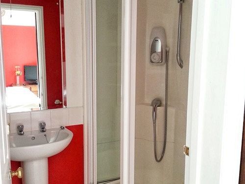 Rosemead Guest House Claygate Ngoại thất bức ảnh